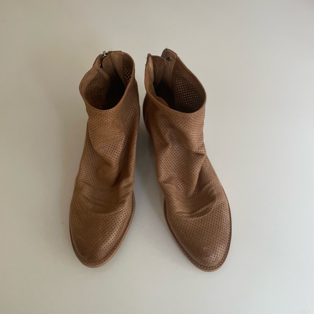 Isola Sancia Boot